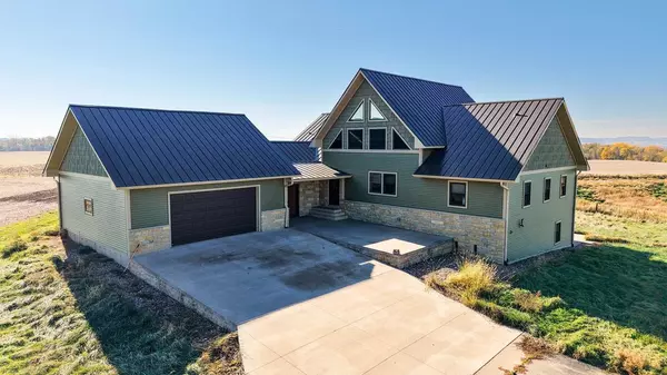 Cassville, WI 53806,10609 Cadwell Road