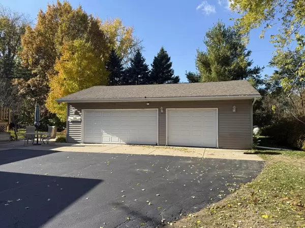 Burlington, WI 53105,8424 Park Street