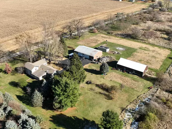 12138 E L J Townline Road, Whitewater, WI 53190
