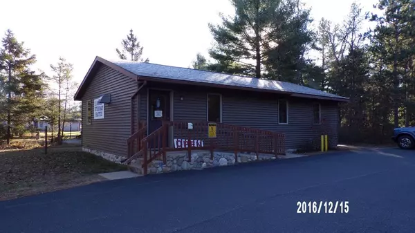 1167 Aniwa Court, Nekoosa, WI 54457