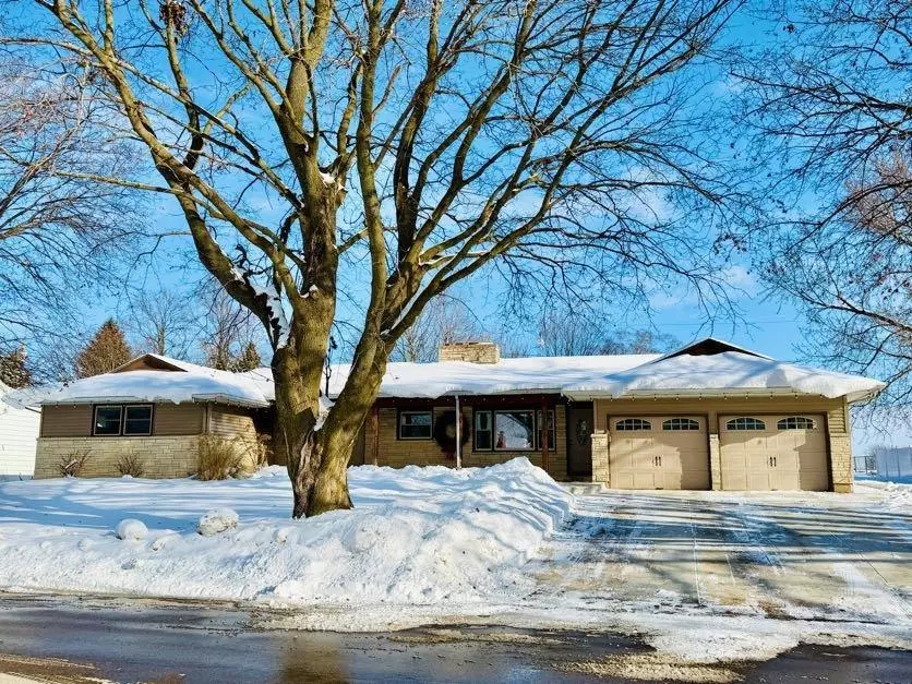 Monroe, WI 53566,726 28th Avenue