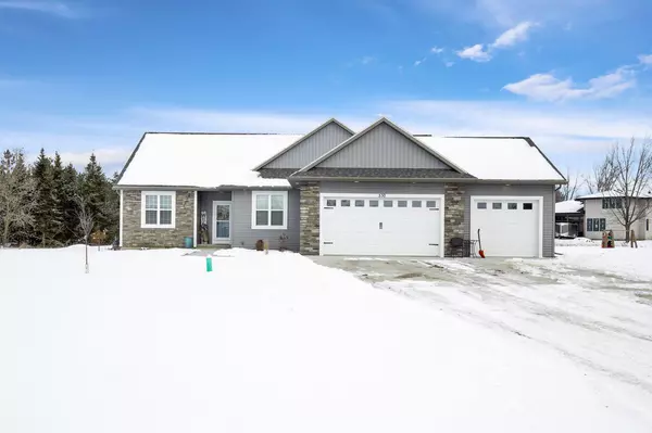 530 SILVERLEAF COURT, Plover, WI 54467