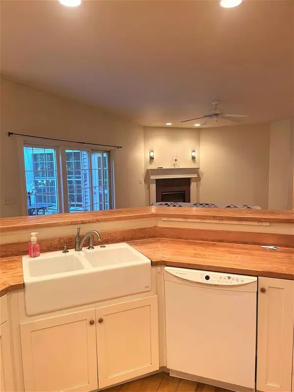 Rothschild, WI 54474,1108 HARLYN AVENUE