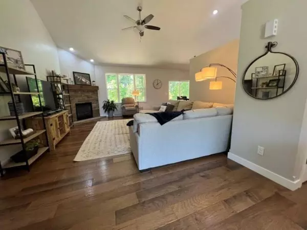 Rothschild, WI 54474,410 WOOD STREET