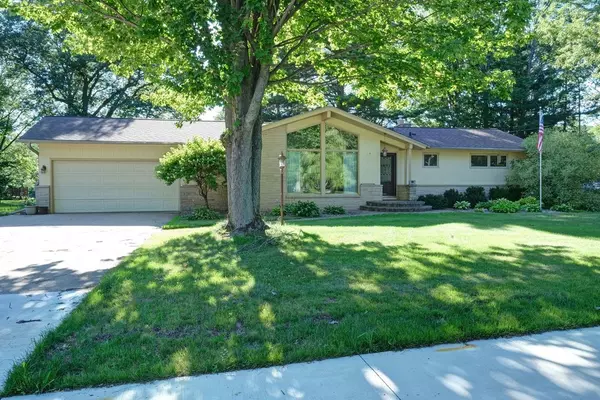 720 BIRCH STREET, Rothschild, WI 54474