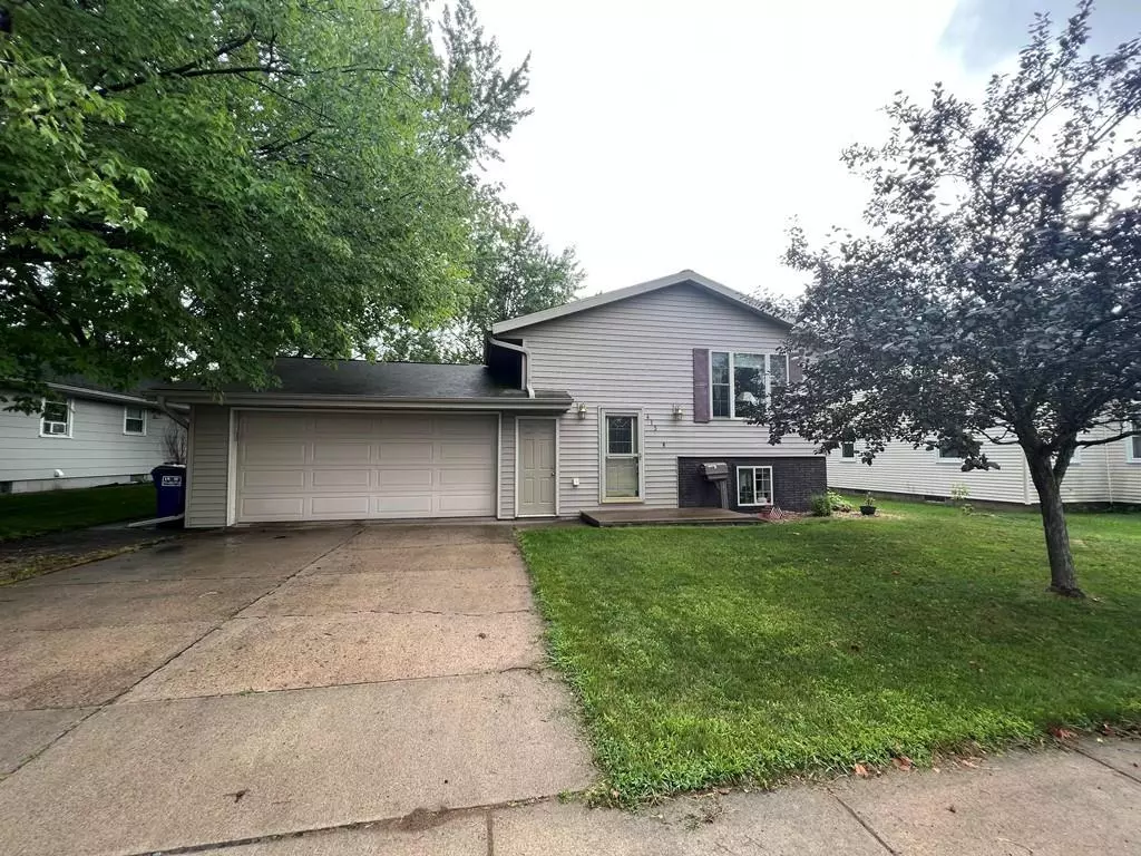 Rothschild, WI 54474,413 EDGAR AVENUE