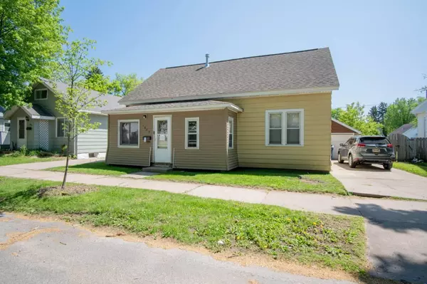 1009 S 8TH AVENUE, Wausau, WI 54401