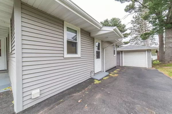 Wausau, WI 54401,327 N 11TH AVENUE