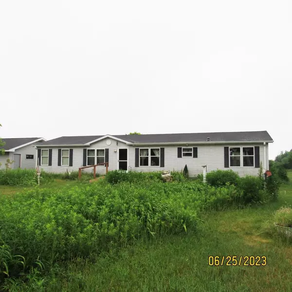 W18977 1ST STREET, Aniwa, WI 54408