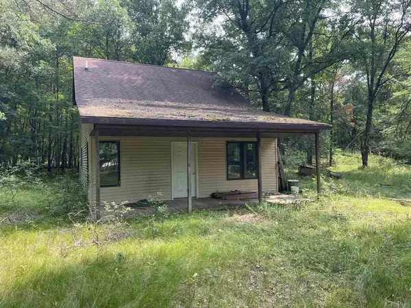 Hancock, WI 54943,610 6TH COURT