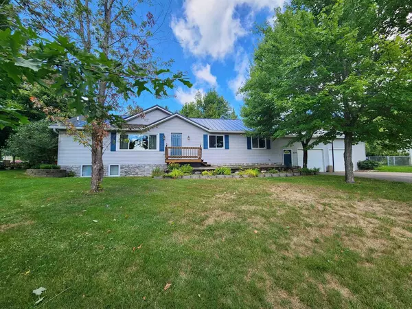 224 8TH AVENUE, Edgar, WI 54426