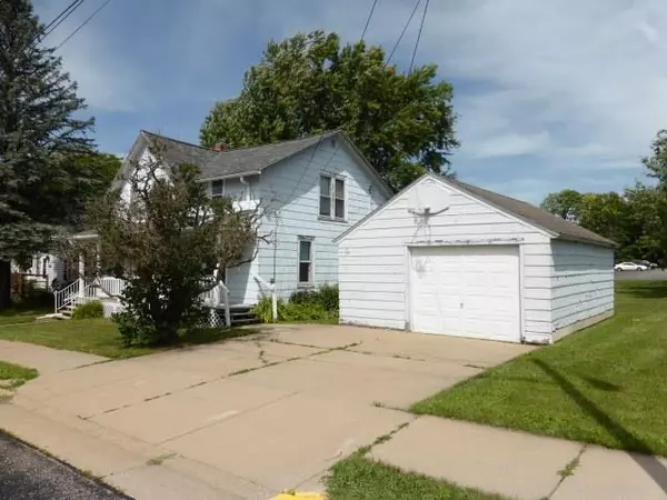 Edgar, WI 54426,115 E MAPLE STREET
