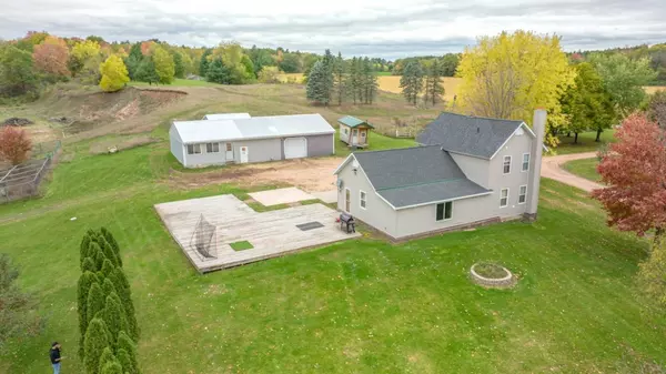 Iola, WI 54945,E2290 FLAATA ROAD