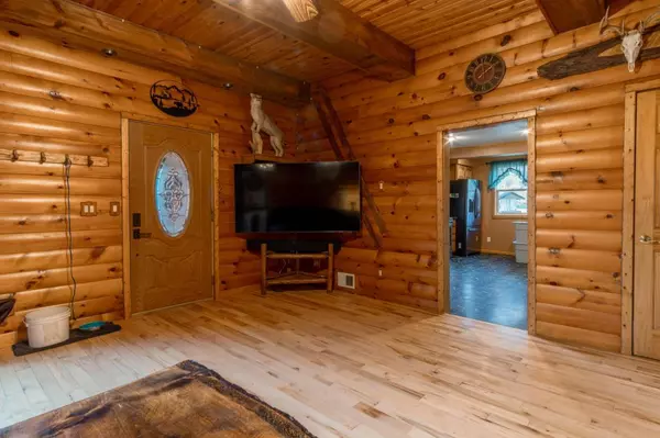 Iola, WI 54945,E2290 FLAATA ROAD