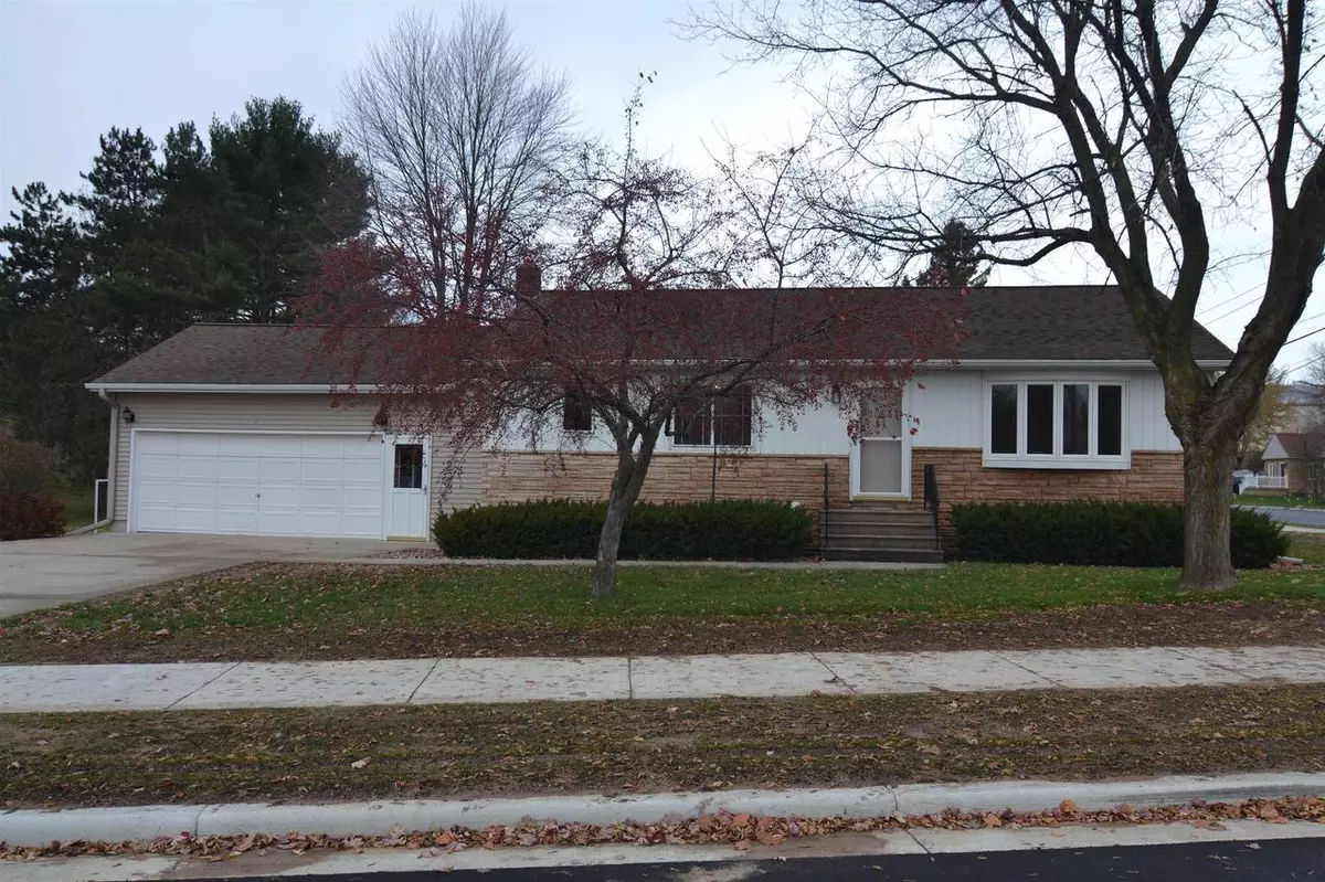 Rothschild, WI 54474,302 ELM STREET