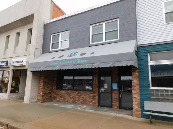 1009 E MAIN STREET, Merrill, WI 54452