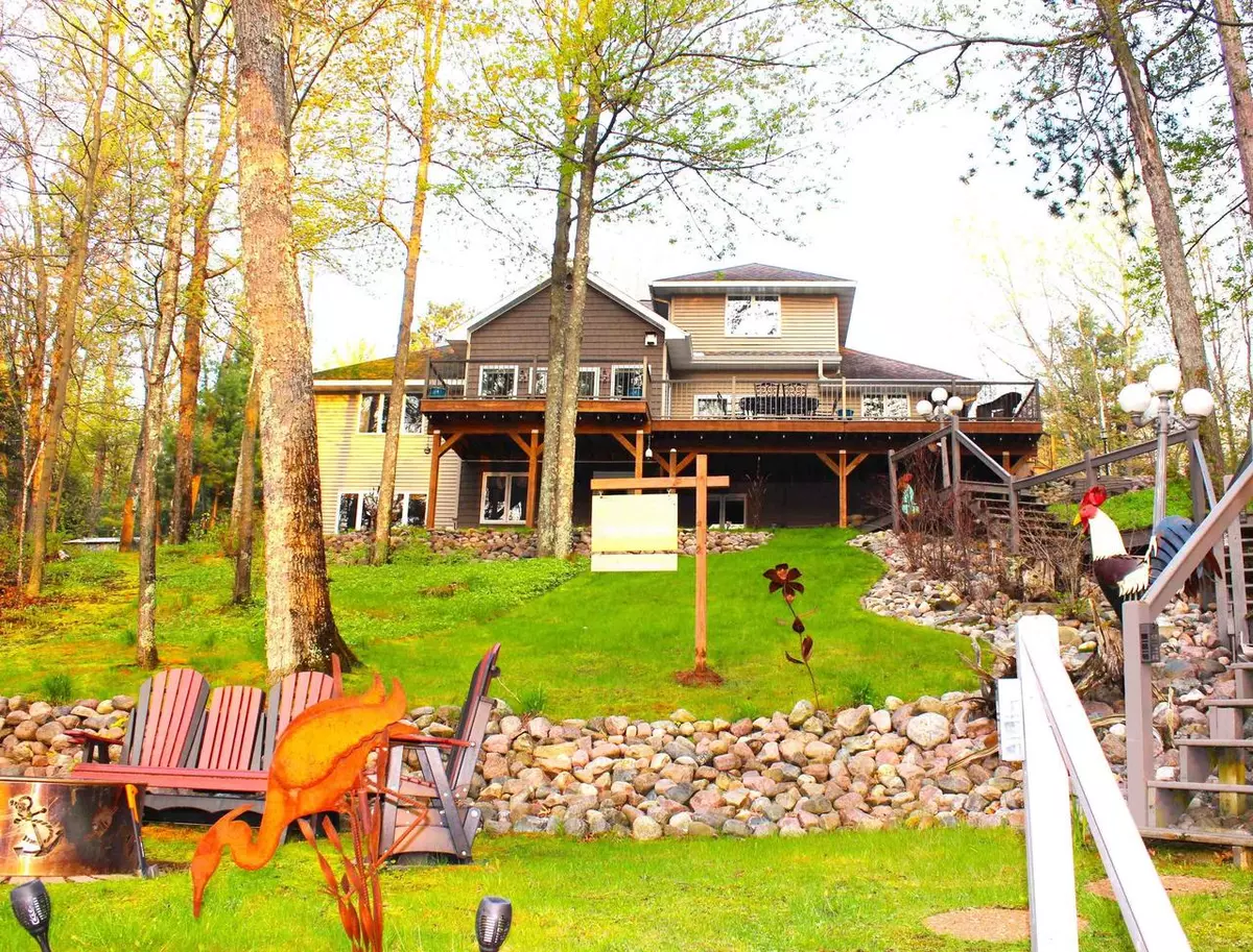 Tomahawk, WI 54487,1919 SUNSET DRIVE