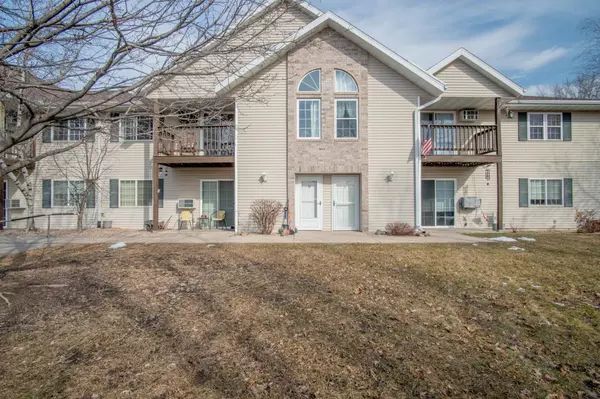 7410 WHITESPIRE ROAD #Unit #14, Rothschild, WI 54474