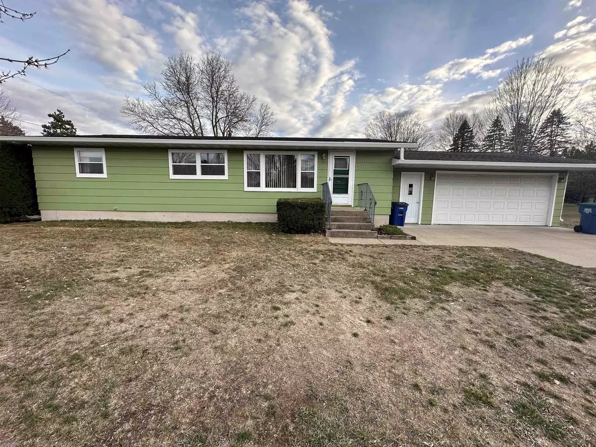 Wausau, WI 54401,152373 HOLLIBUSH LANE