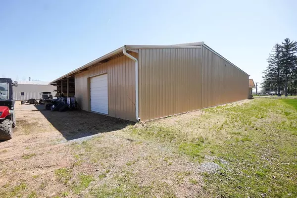 Withee, WI 54498,504 W MILL STREET