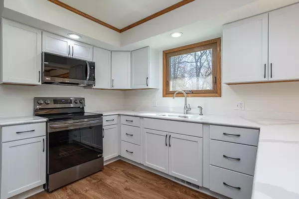Rothschild, WI 54474,1009 ARNOLD STREET