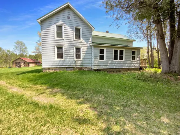 N9046 ANDERSON ROAD, Iola, WI 54945