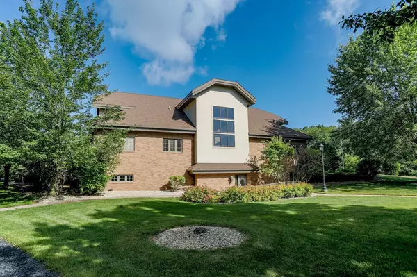 Mosinee, WI 54476,370 ORBITING DRIVE