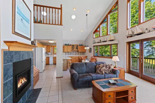 Arkdale, WI 54613,833 18TH LANE