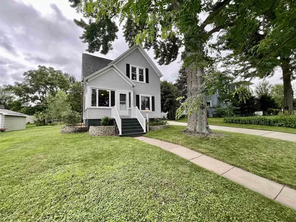Rothschild, WI 54474,112 WILSON AVENUE