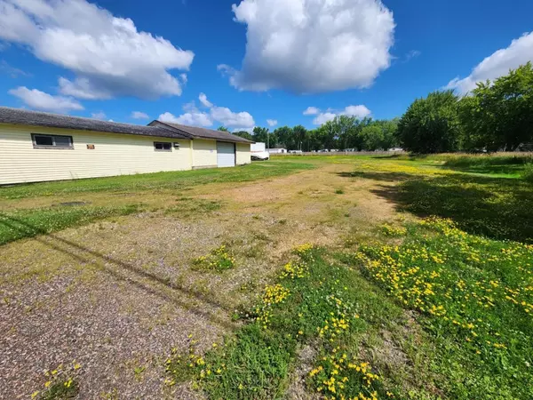 Marshfield, WI 54449,2411 S MAPLE AVENUE