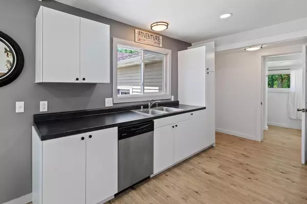 Nekoosa, WI 54457,377 WAKELY ROAD