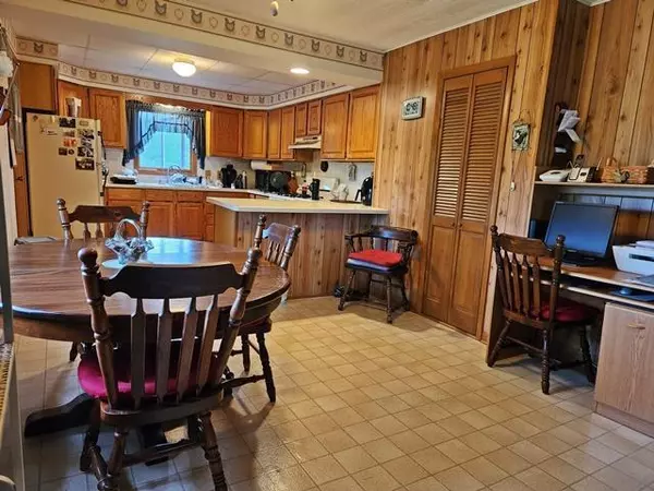 Pittsville, WI 54466,6409 MESSING LANE