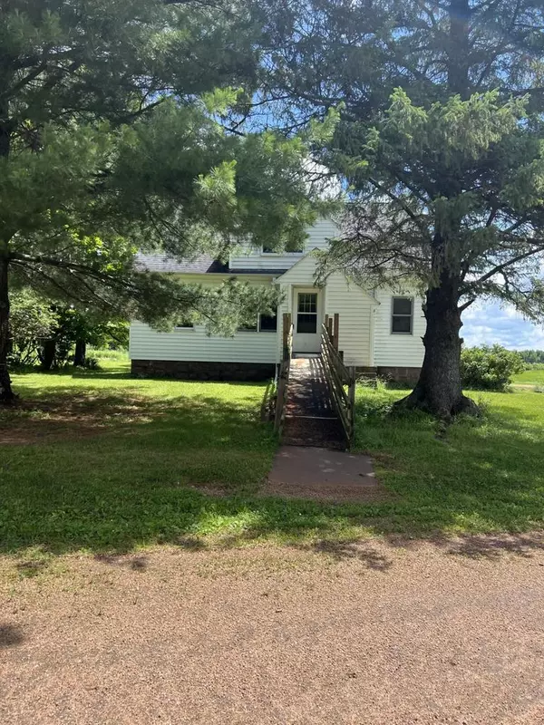 Aniwa, WI 54408,238109 HOWLING PINES LANE