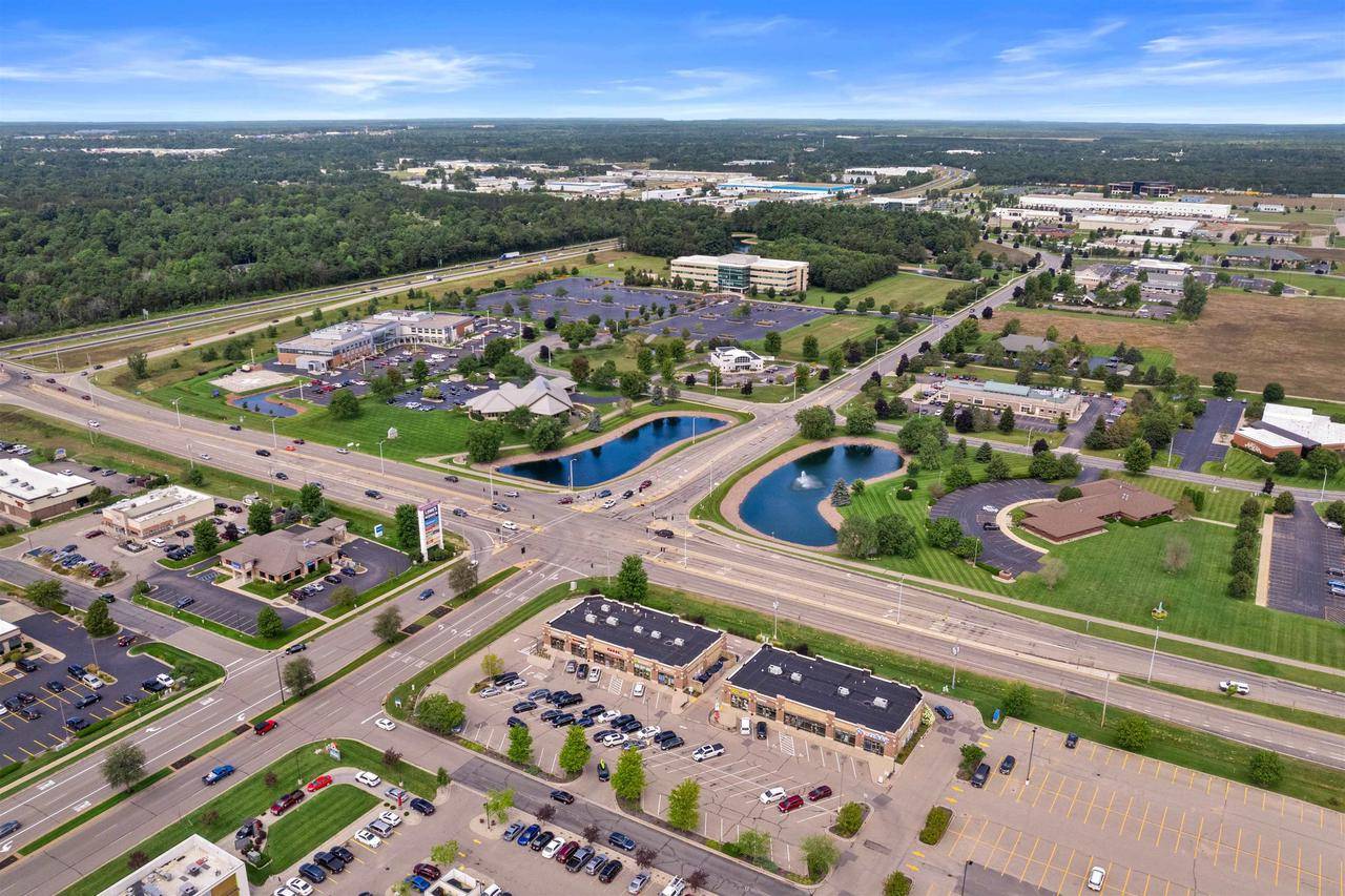Plover, WI 54467,146 CROSSROADS DRIVE