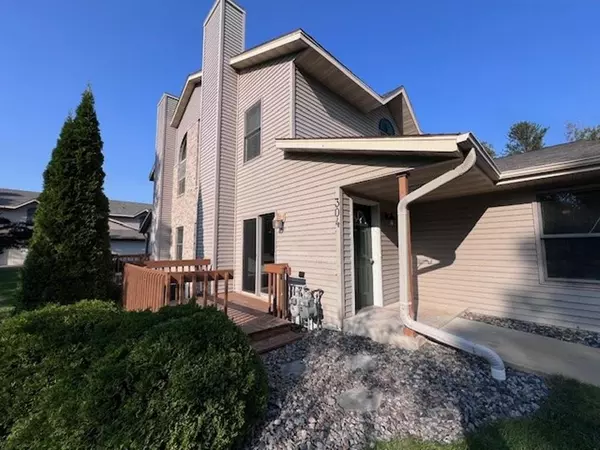 Plover, WI 54467,304 WHITE OAK AVENUE