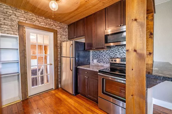 Nekoosa, WI 54457,319 WOOD AVENUE