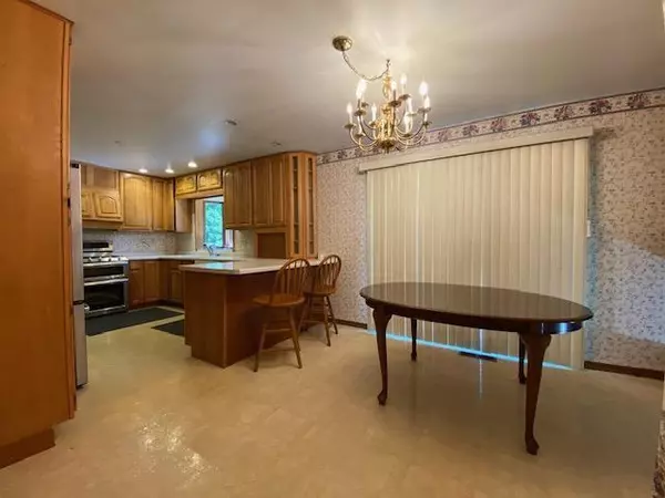 Plover, WI 54467,140 BLACK FOREST CIRCLE