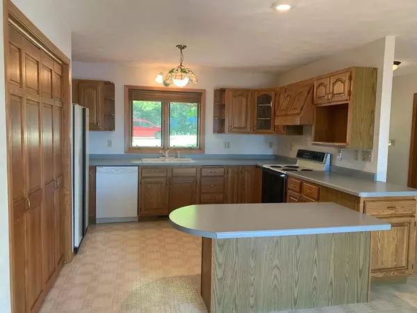 Merrill, WI 54452,N2708 ALEXANDER LAKE ROAD