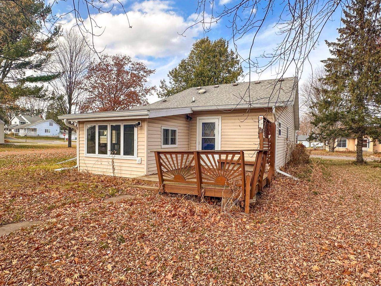 Phillips, WI 54555,457 JACKSON AVENUE
