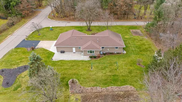 Plover, WI 54467,2500 BUTTERNUT DRIVE