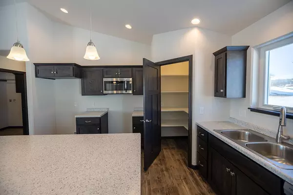 Weston, WI 54476,8325 MAPLEFIELD WAY