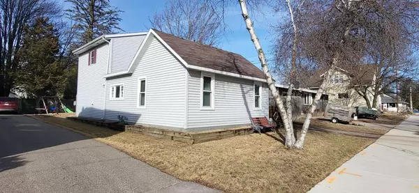 Stevens Point, WI 54481,1116 WASHINGTON AVENUE