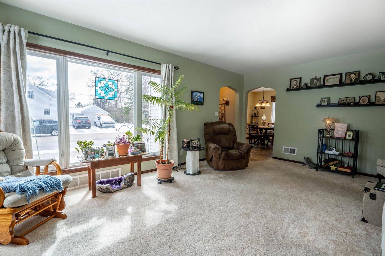 Wisconsin Rapids, WI 54494,1541 WASHINGTON STREET