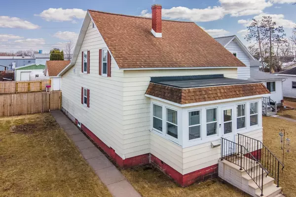 Merrill, WI 54452,305 PINE STREET