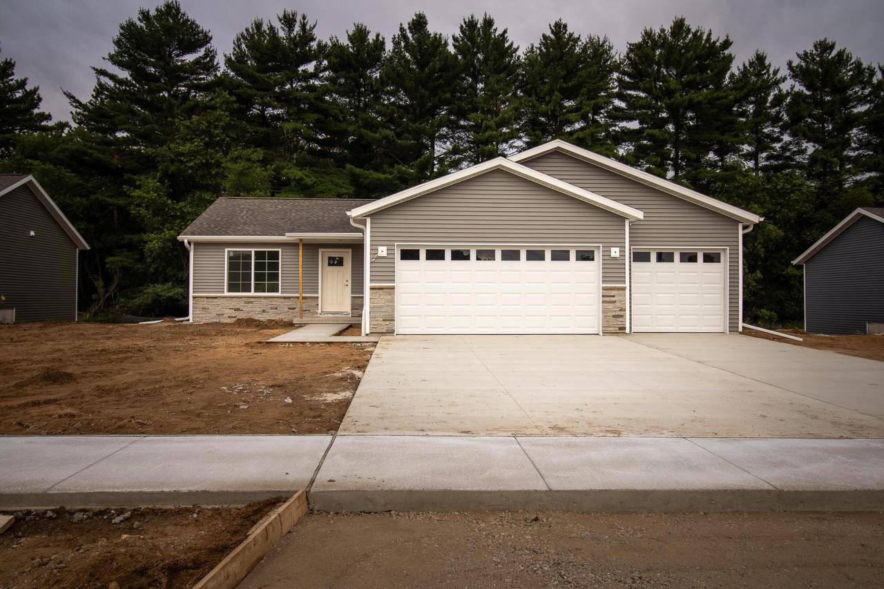 5566 GOLLA ROAD, Stevens Point, WI 54481