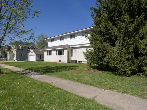 Marshfield, WI 54449,212 E 5TH STREET
