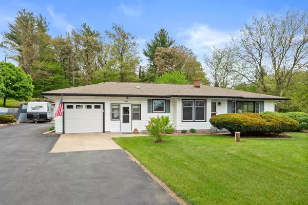 6307 OLD AMISH ROAD, Plover, WI 54467