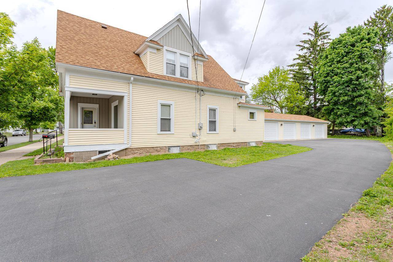 Wausau, WI 54403,110 MILLER AVENUE
