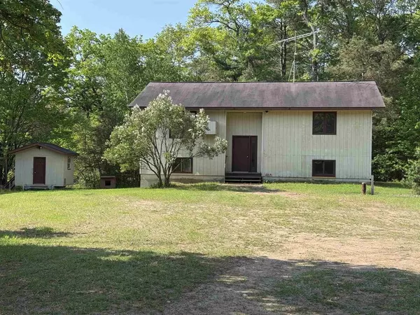 7727 CROW ROAD, Lake Tomahawk, WI 54539