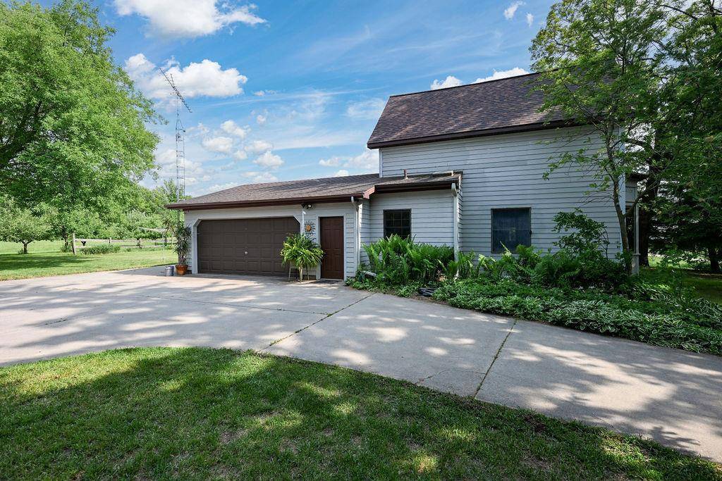 7129 S COUNTY ROAD JJ, Bancroft, WI 54921
